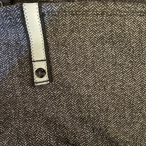 Lululemon Vinyasa Scarf - Picture 3 of 5